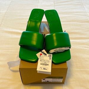 💚 Zara Green Leather Mules 💚